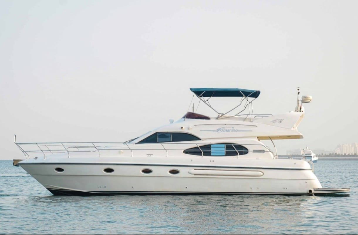 Luxury 52ft Yacht